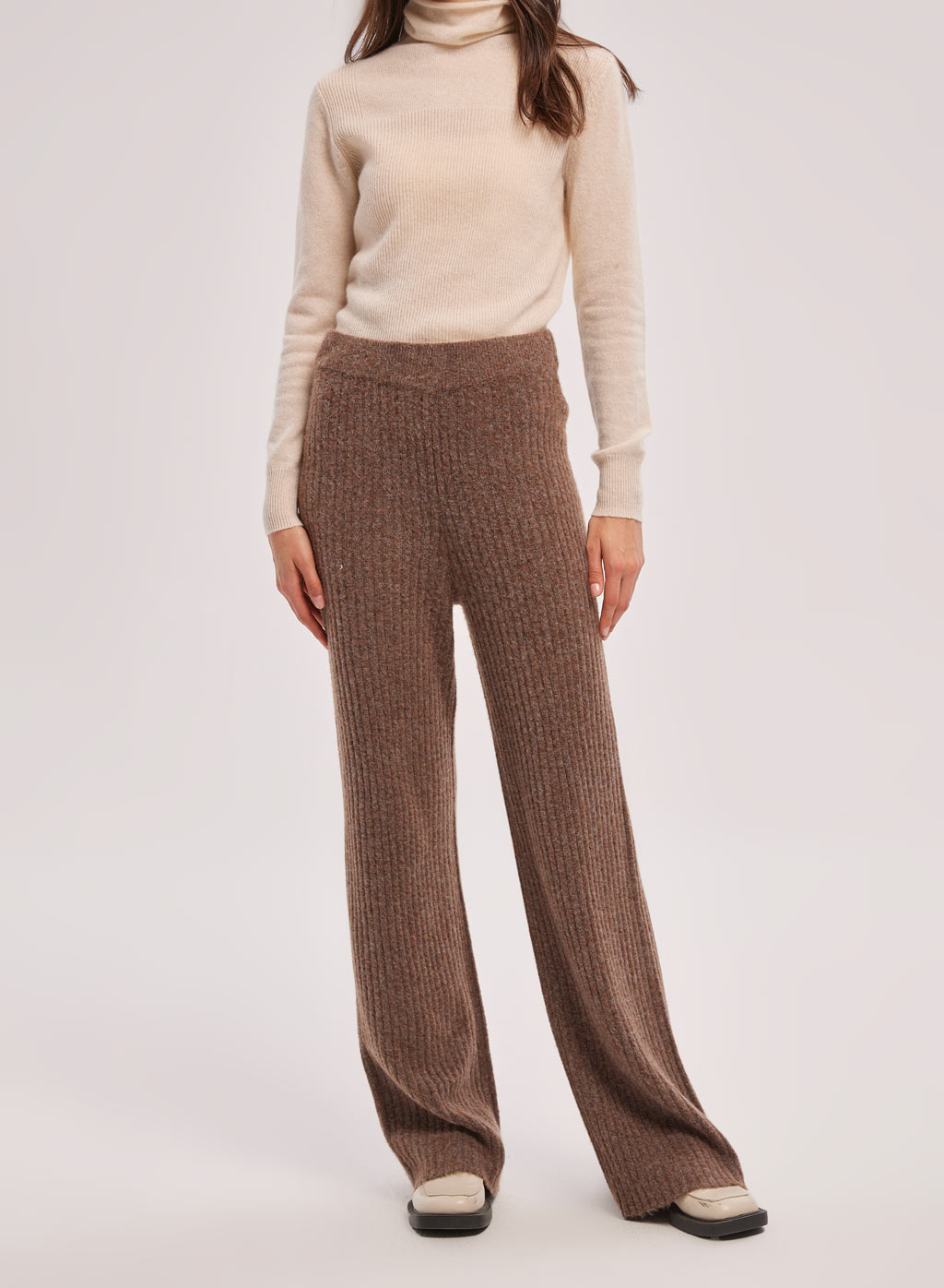 Loose Straight Leg Knitted Pants